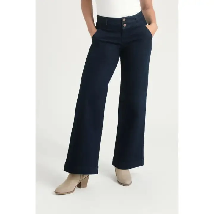 1822 Petite 29" Slim Wide Leg Jean w/ Double Stacked Waistband