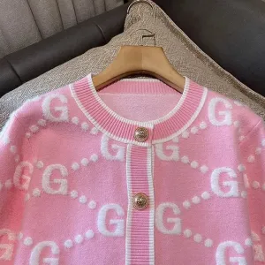 1pc Autumn Winter Sweet Buttons O-neck Sweater Femme Fashion Letter Patchwork Knitting Cardigan Fashionable Coat Top Tee Women's