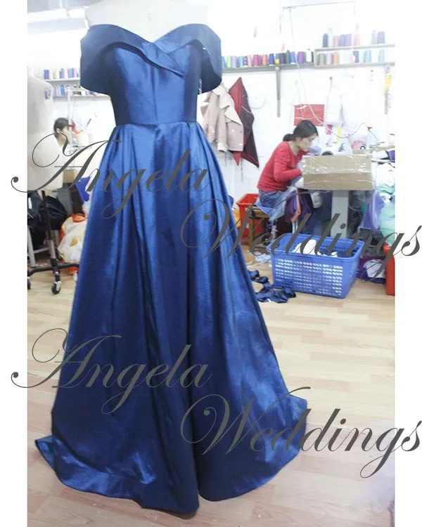 2018 Hunter Green Elastic Satin Prom Dresses Split Long Prom Party Gowns Fashion
