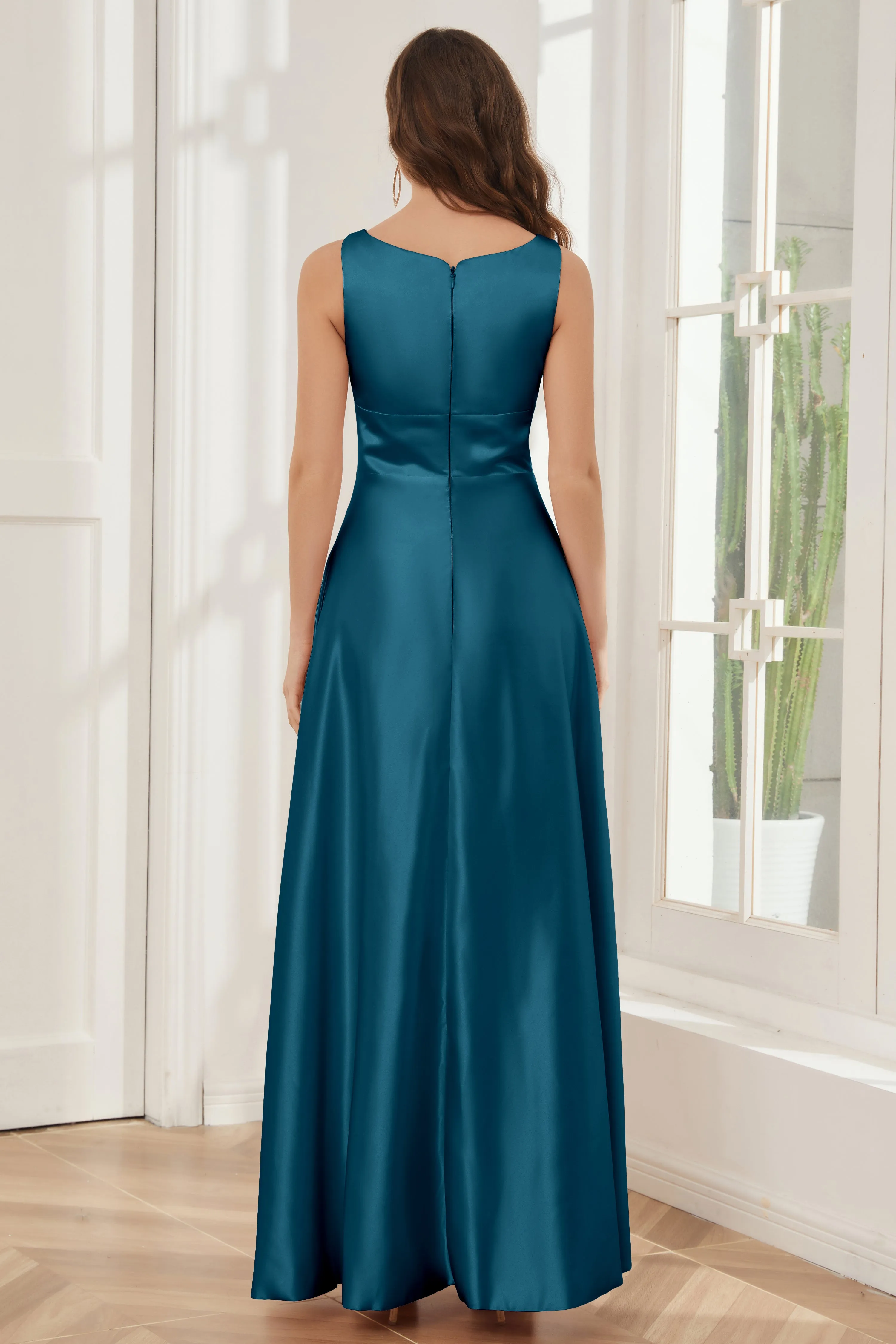 A-line Sleeveless Satin Long Bridesmaid Dresses with Pockets