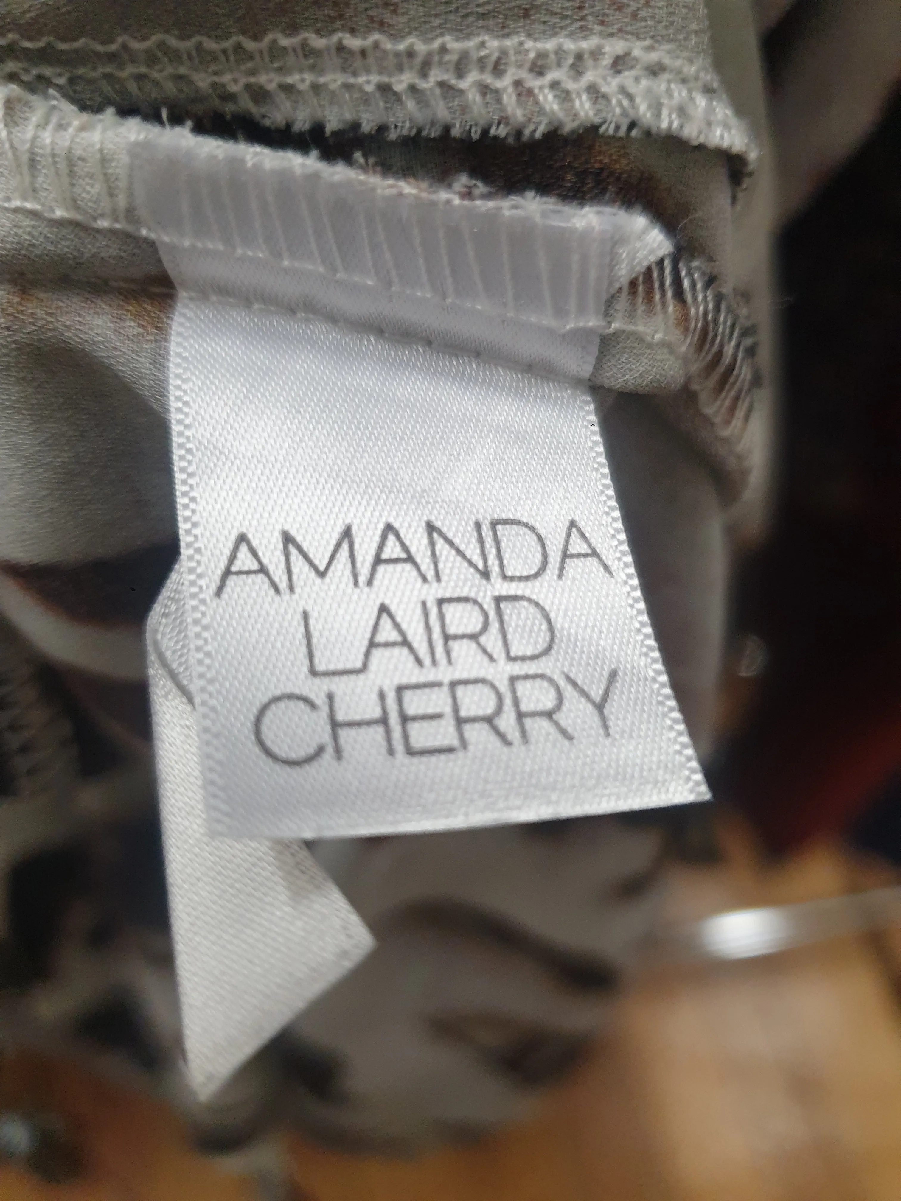 Amanda Laird Cherry brown and white print long sleeve dress size 34, best fits 10