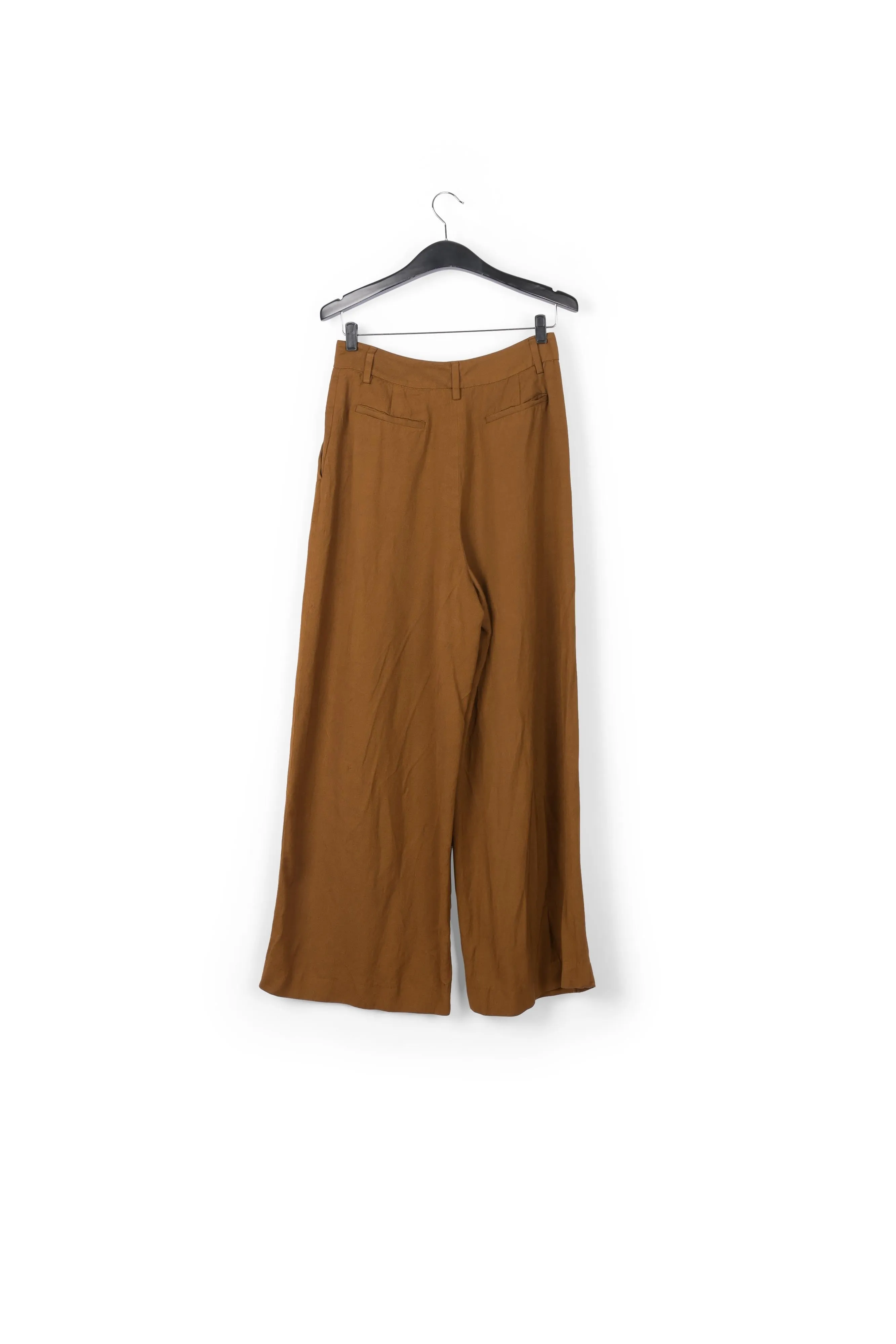 Around wide leg pants