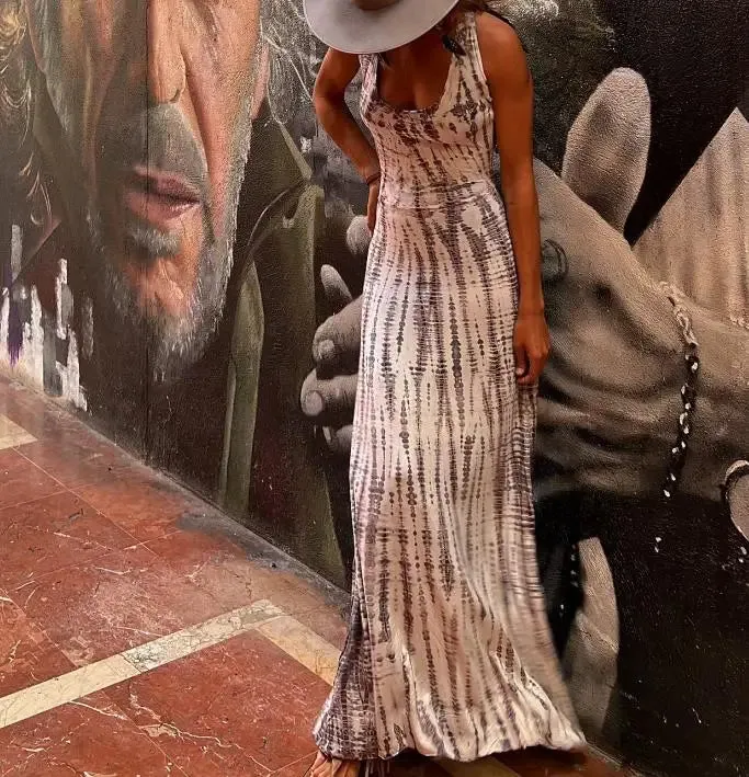 Benilda -Sexy sleeveless bohemian fashion with open back