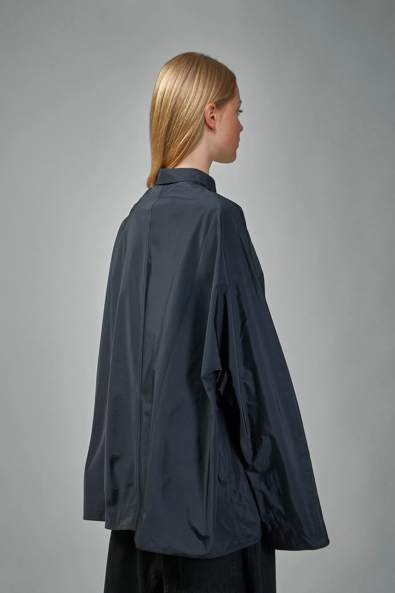 Binan Long Sleeve Shirt With 2 Side Pockets