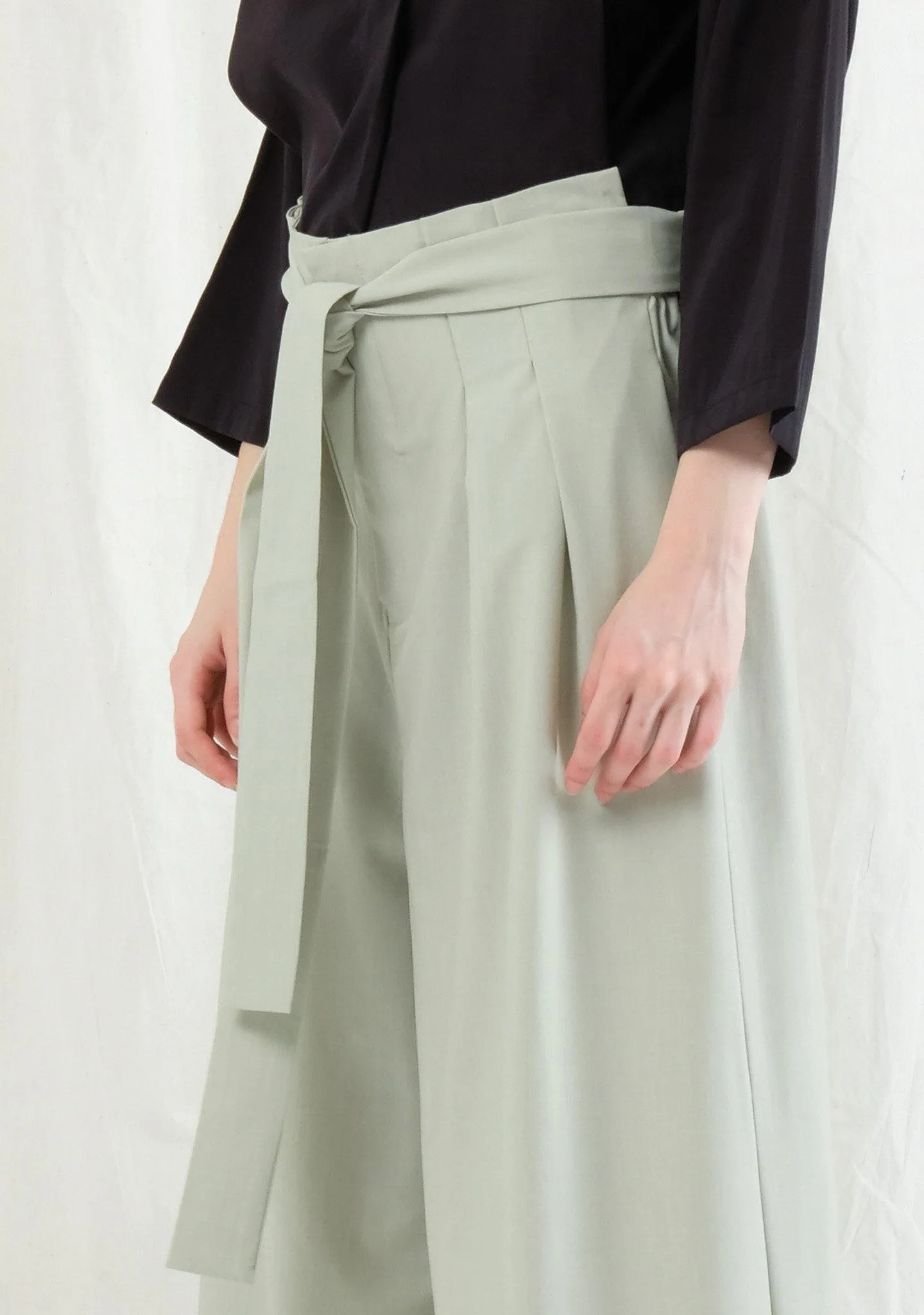 Caspian Extreme Flare Trouser Pants in Laurel