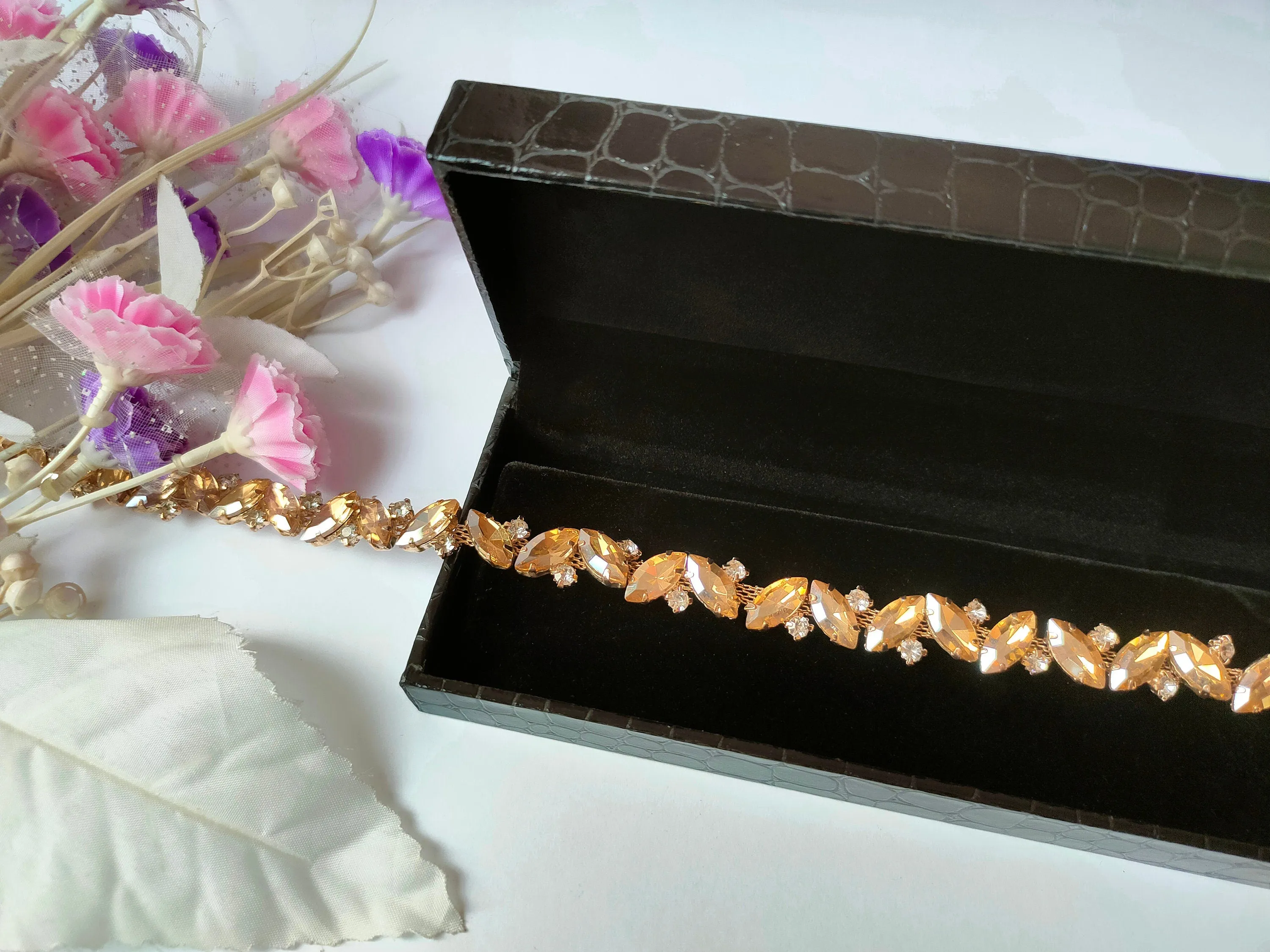Champagne Gold Luxury Rhinestone Narrow Stonework Trim - 1 Yard