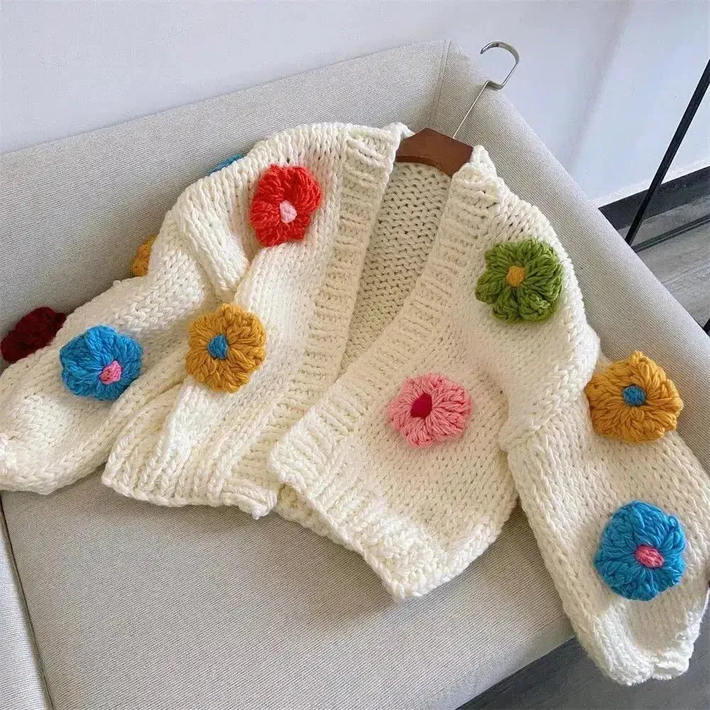 Colorful Floral Cardigan in Soft Touch Material for Cozy Style