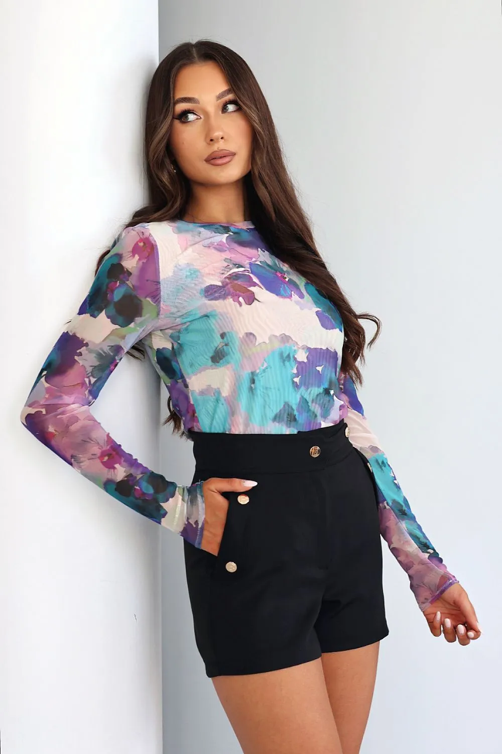 Elegant Tulle Blouse with Long Sleeves