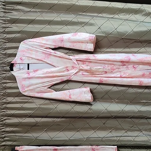 EUC- Stars Above 3 Pc. Tie-Dye Satin Robe and Pajama Set