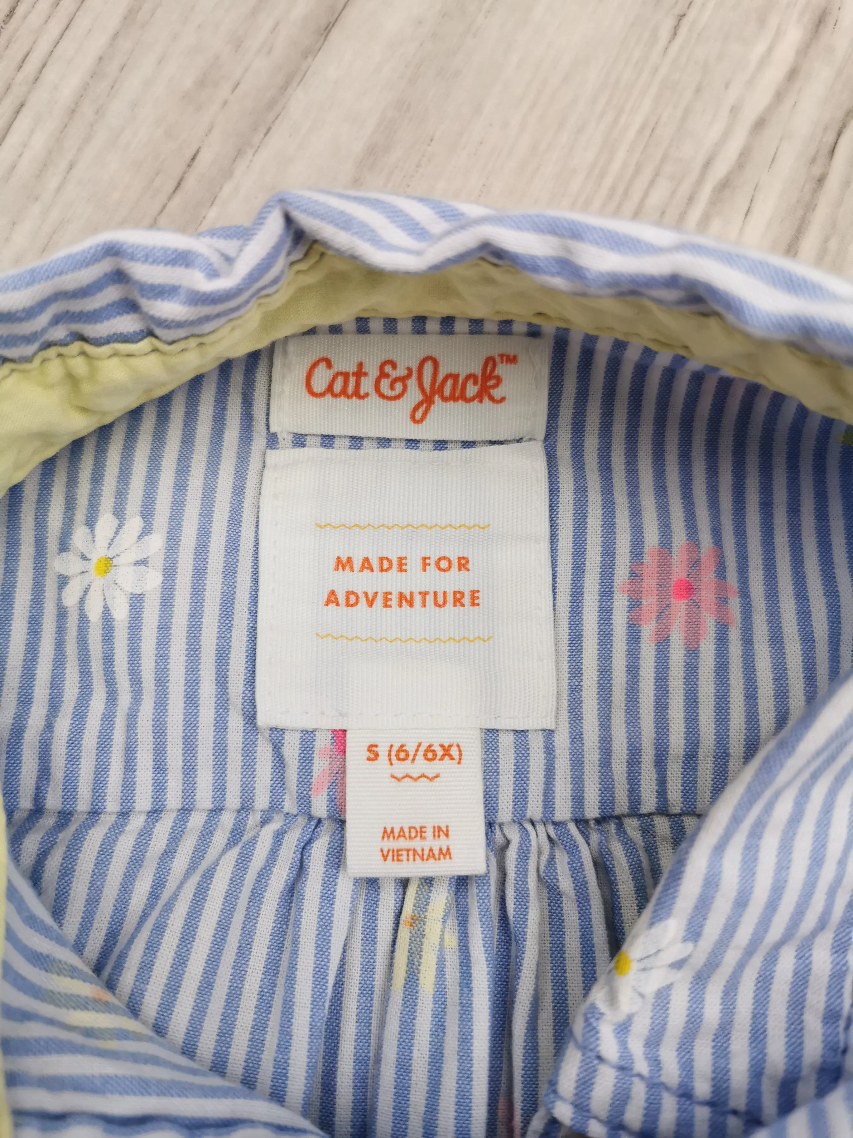 GIRL SIZE SMALL (6 YEARS/6X) - CAT & JACK, Floral Dress Top EUC B32