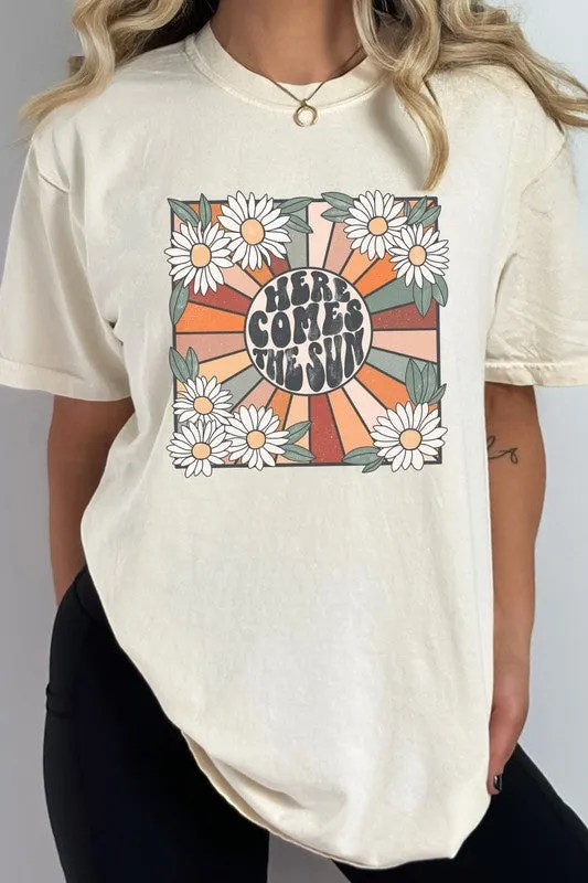 Here Comes The Sun Daisy Comfort Color Graphic Tee (7 Colors)