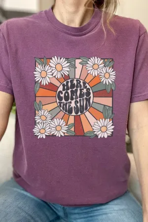 Here Comes The Sun Daisy Comfort Color Graphic Tee (7 Colors)