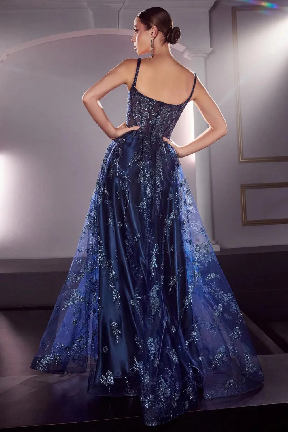 J840 CINDERELLA DIVINE