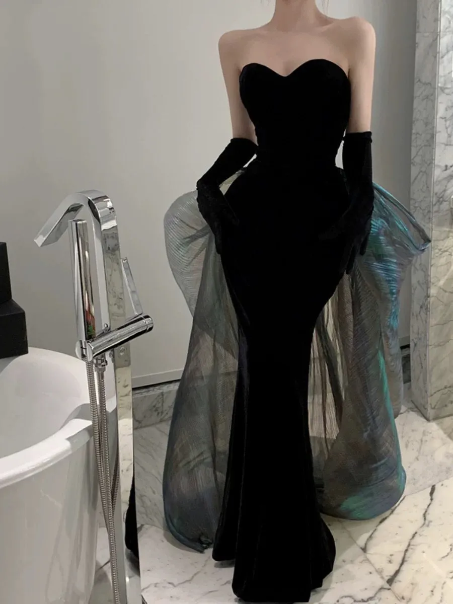 JazzHer Modest Mermaid Strapless Black Sleeveless Prom Dress Formal Evening Dresses With Gloves (PRE-ORDER)