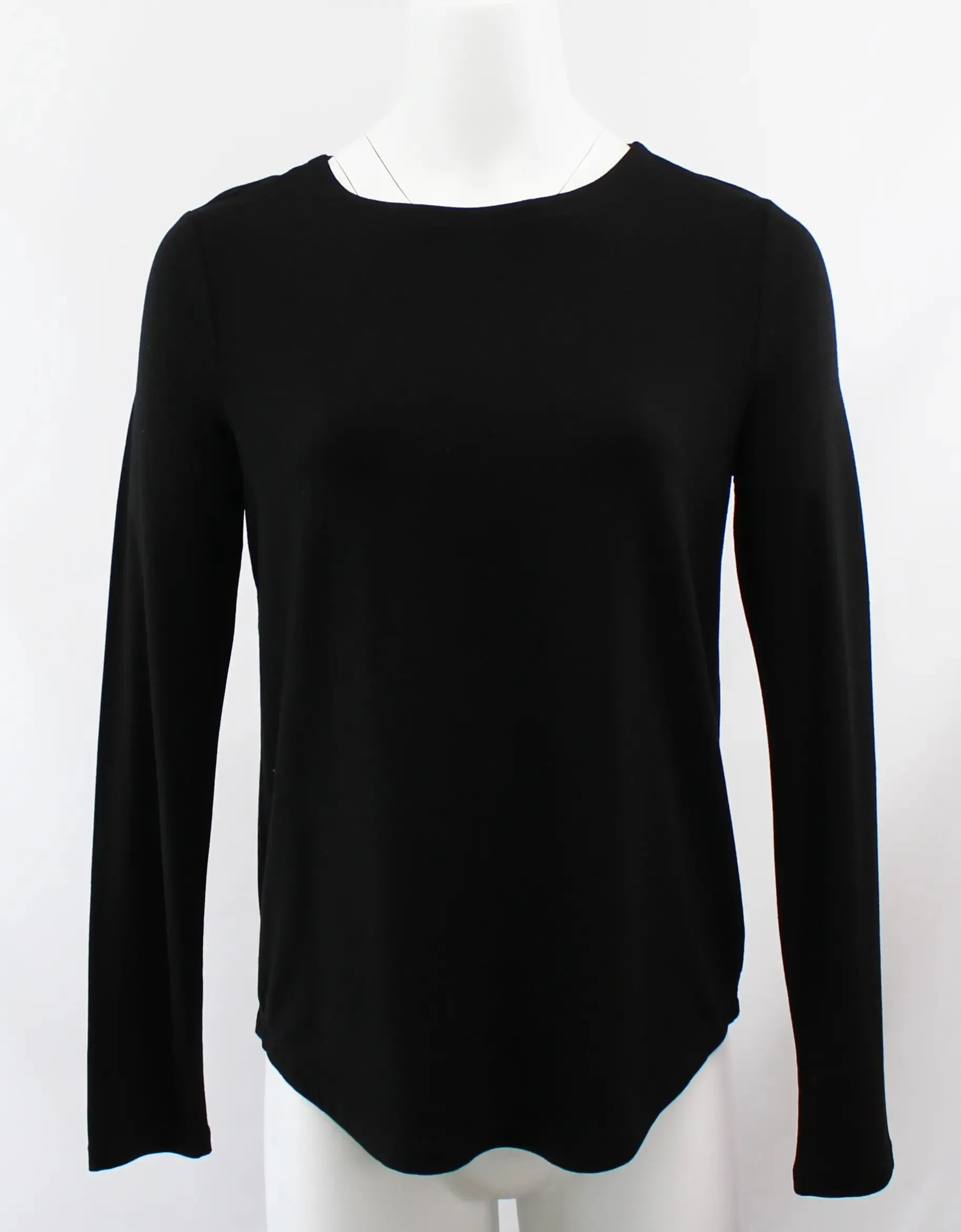 Keren Hart Basic Long Sleeve – Soft, Stretchy & Essential Everyday Tee