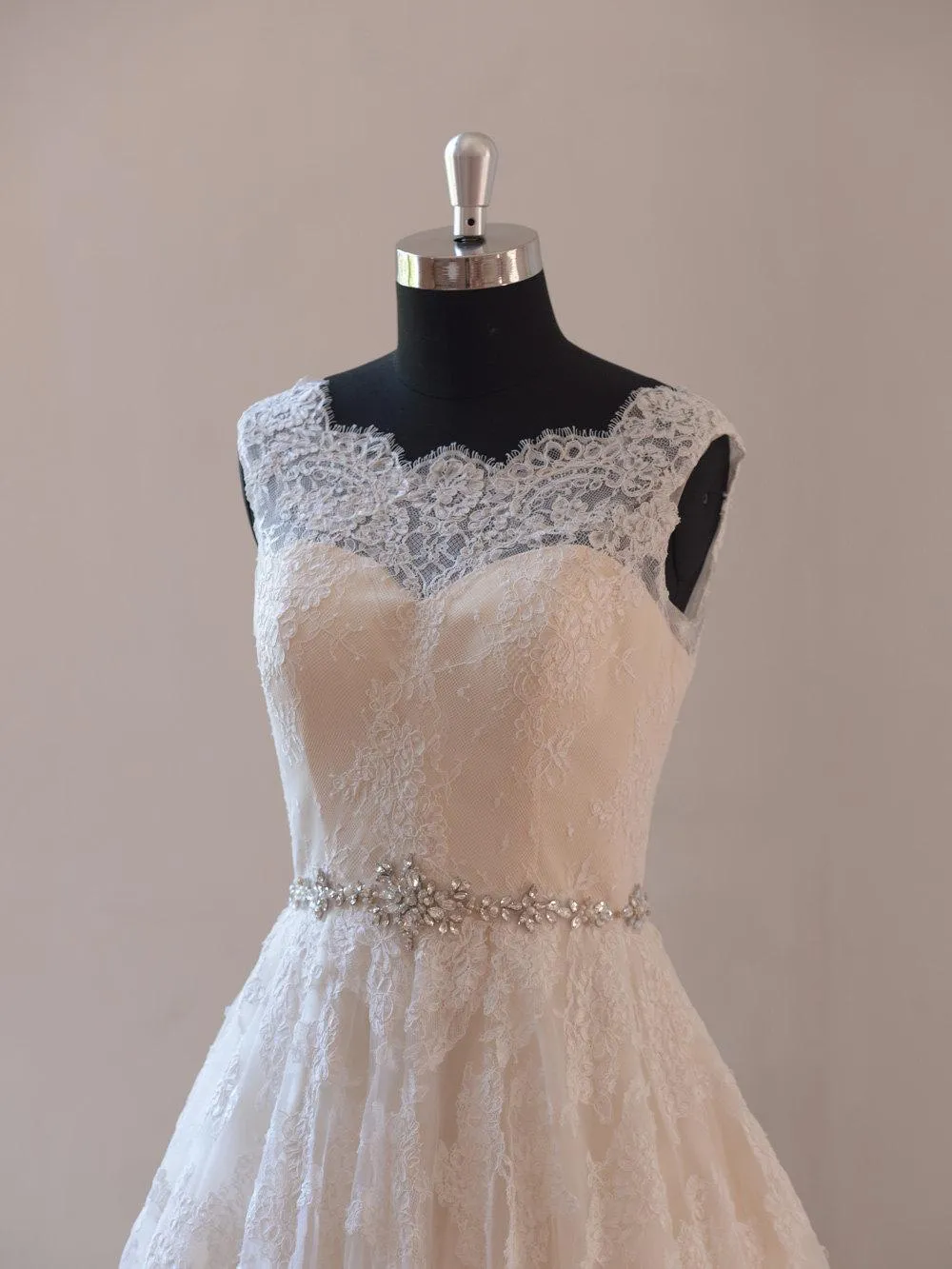 Lace A-Line Sleeveless Wedding Gown With Low-V Back and Beaded Sash-ET_711627