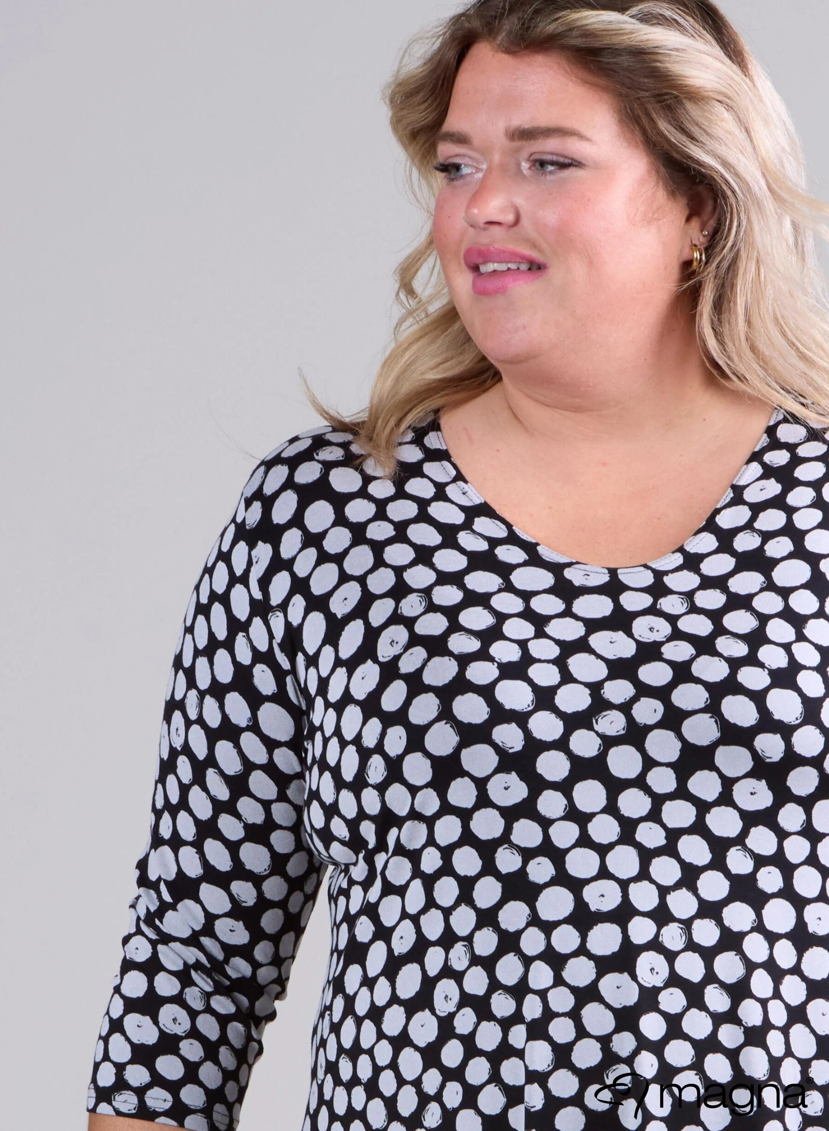 Magna A-line Long Shirt / Tunic T-Ball B/W