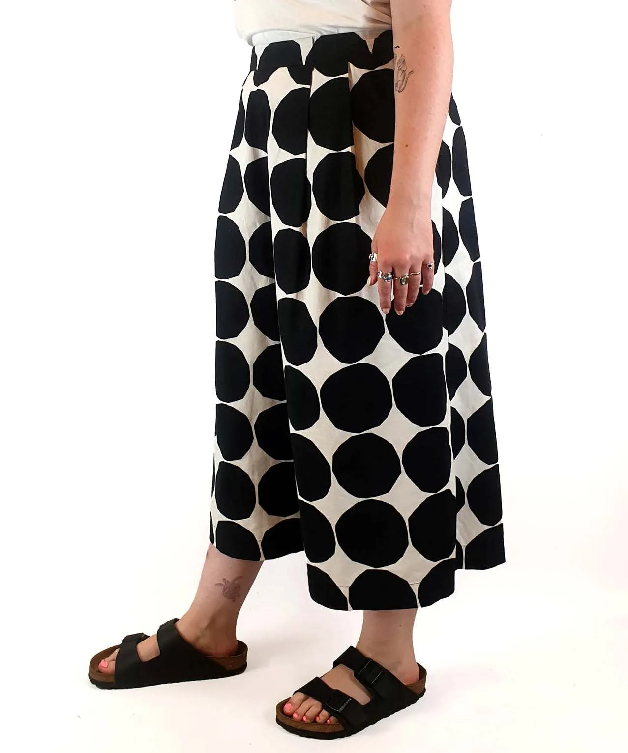 Marimekko x Uniqlo black and white print wide leg pants size M
