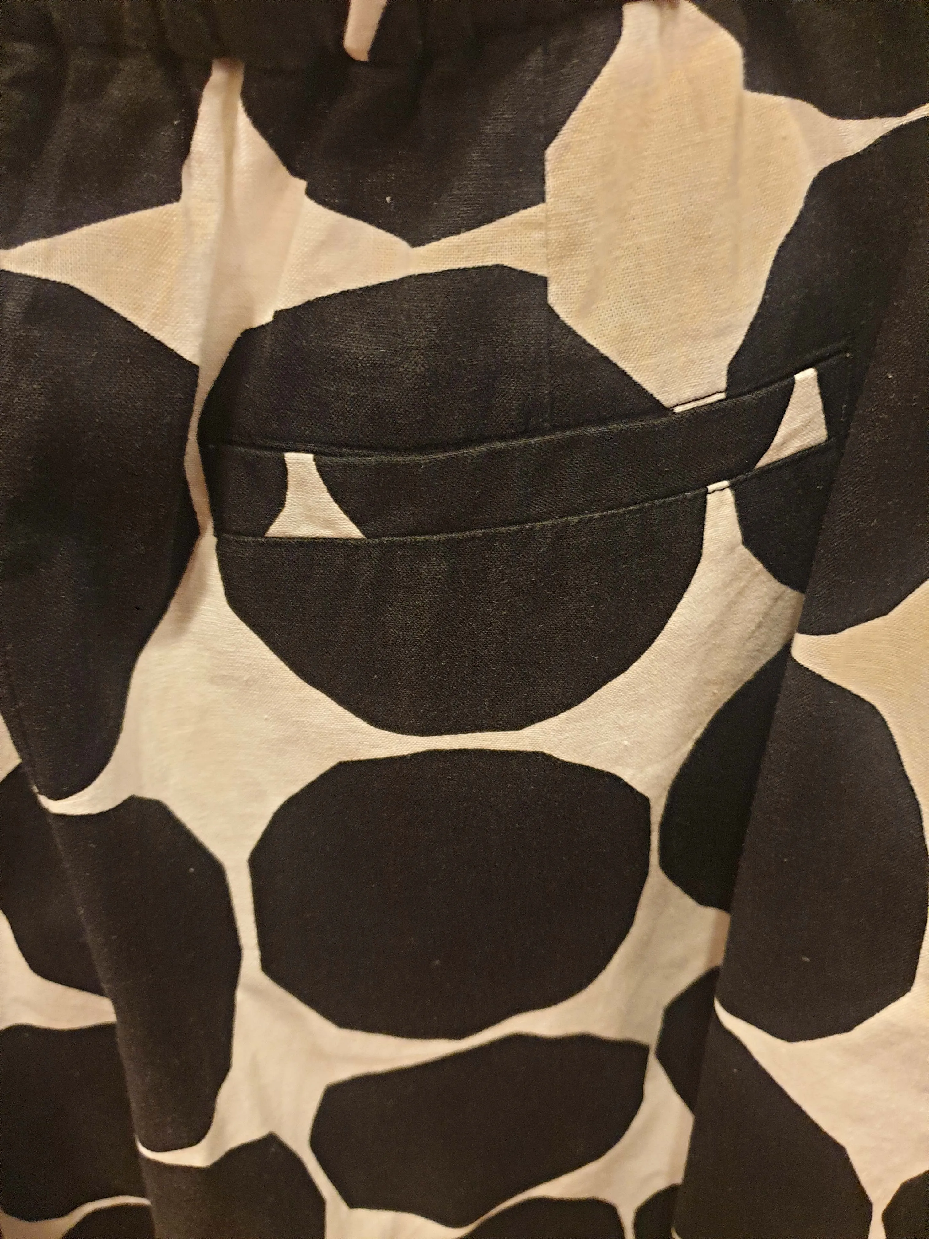 Marimekko x Uniqlo black and white print wide leg pants size M