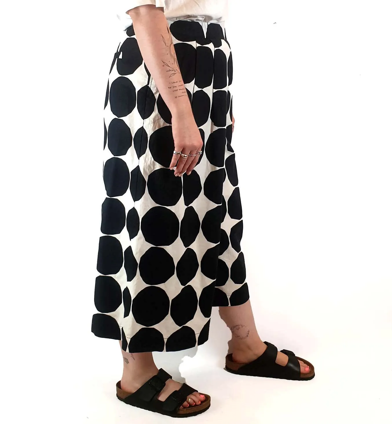 Marimekko x Uniqlo black and white print wide leg pants size M