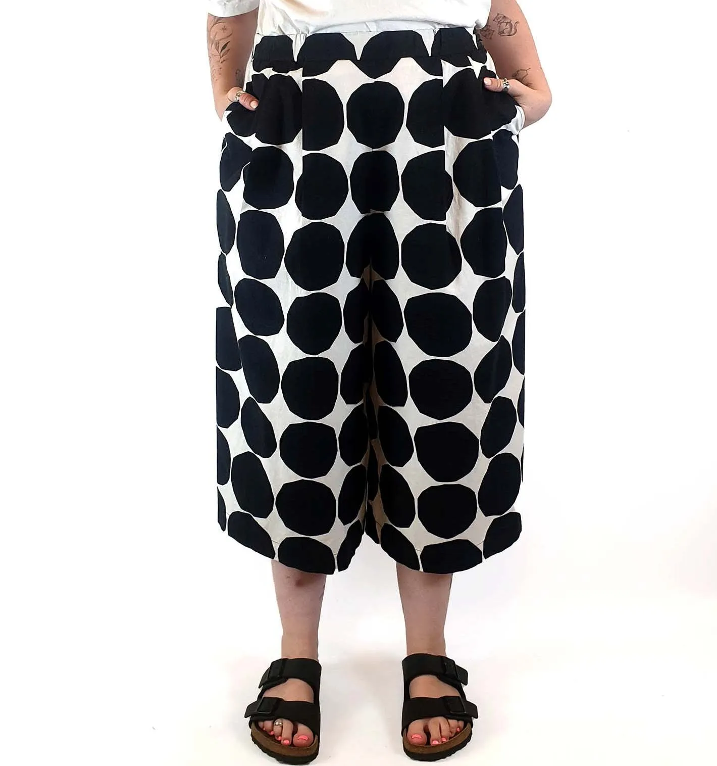 Marimekko x Uniqlo black and white print wide leg pants size M