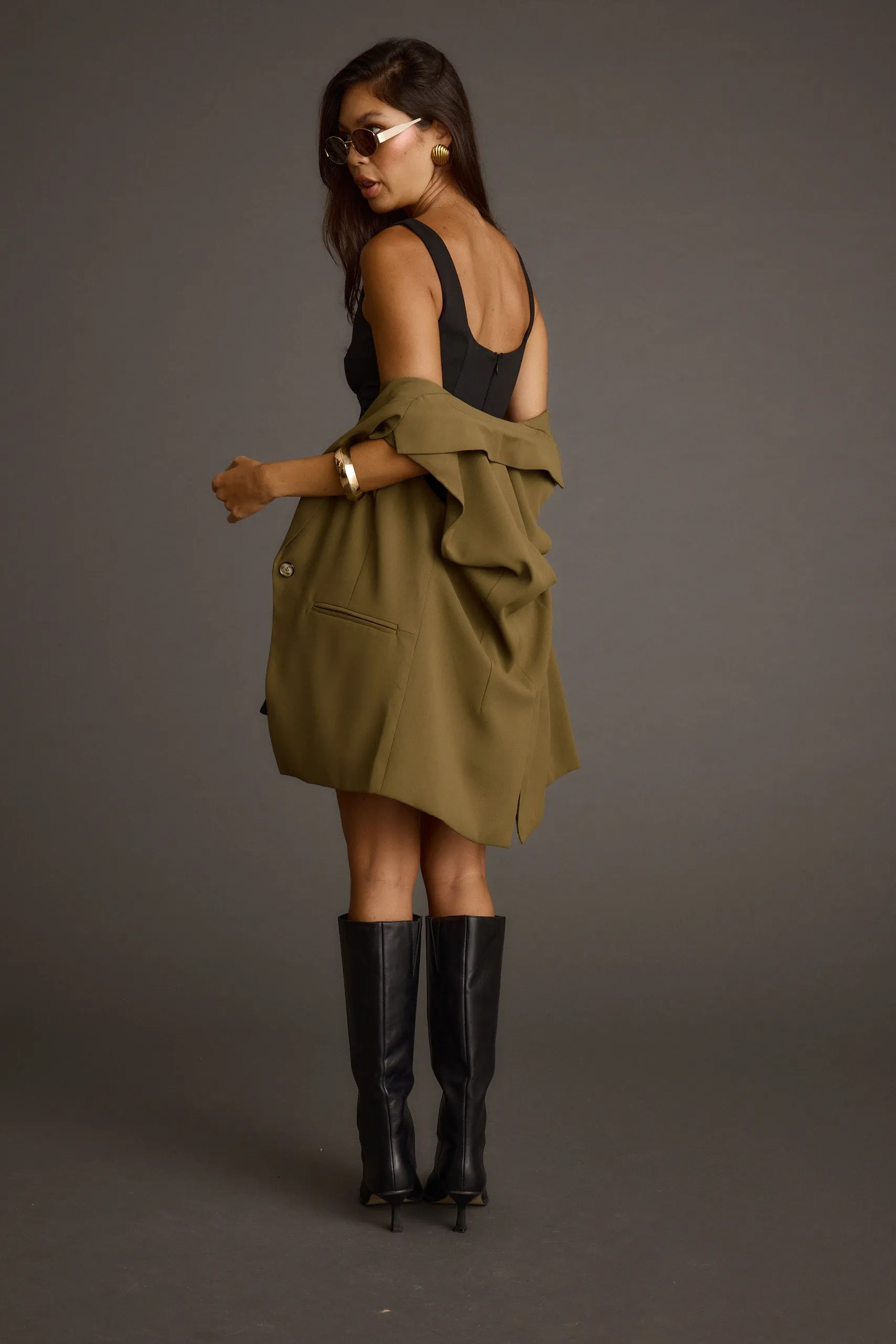 Marlowe Olive Sleeveless Blazer