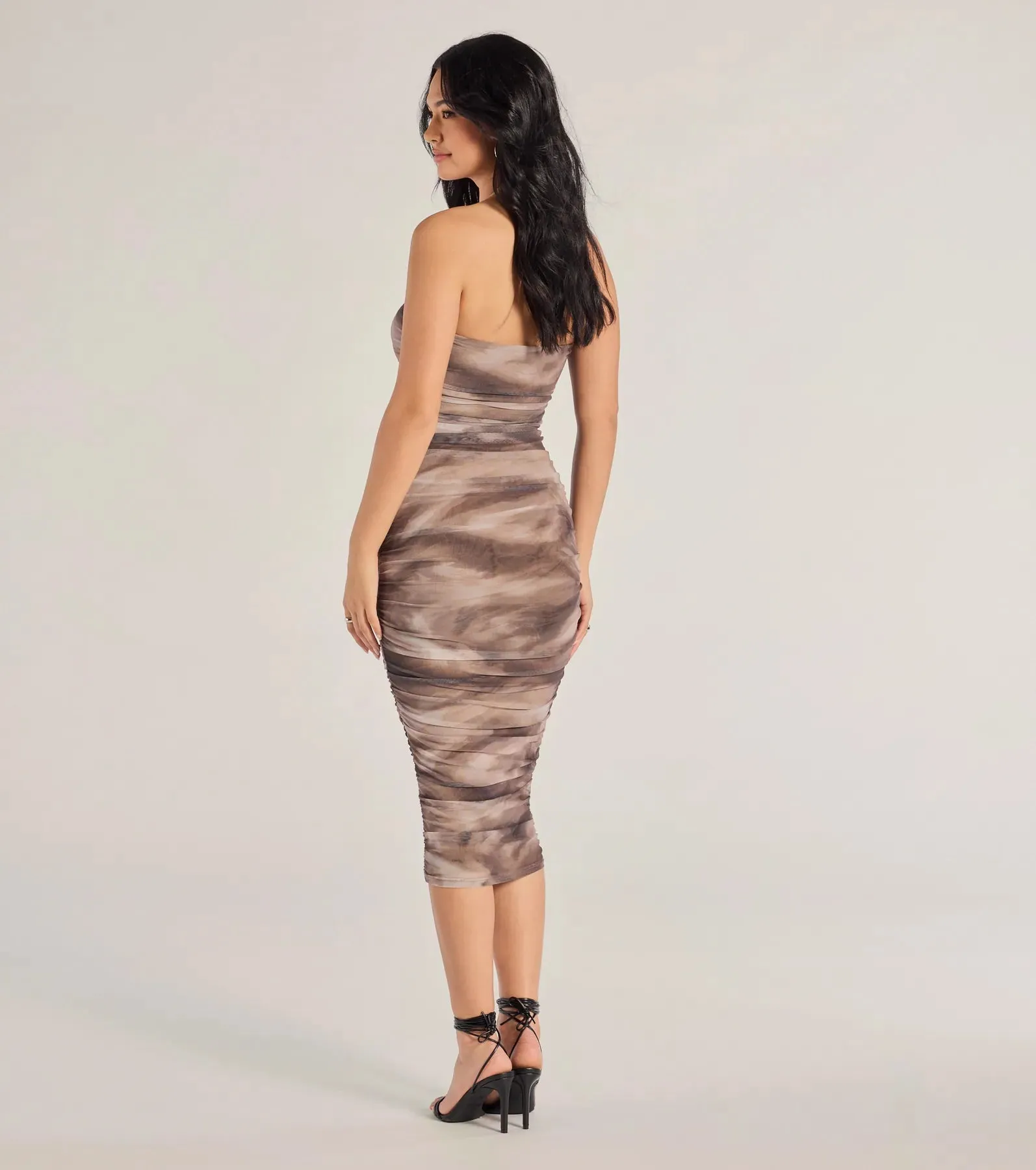 Mesmerizing Glam Abstract Ruched Midi Dress