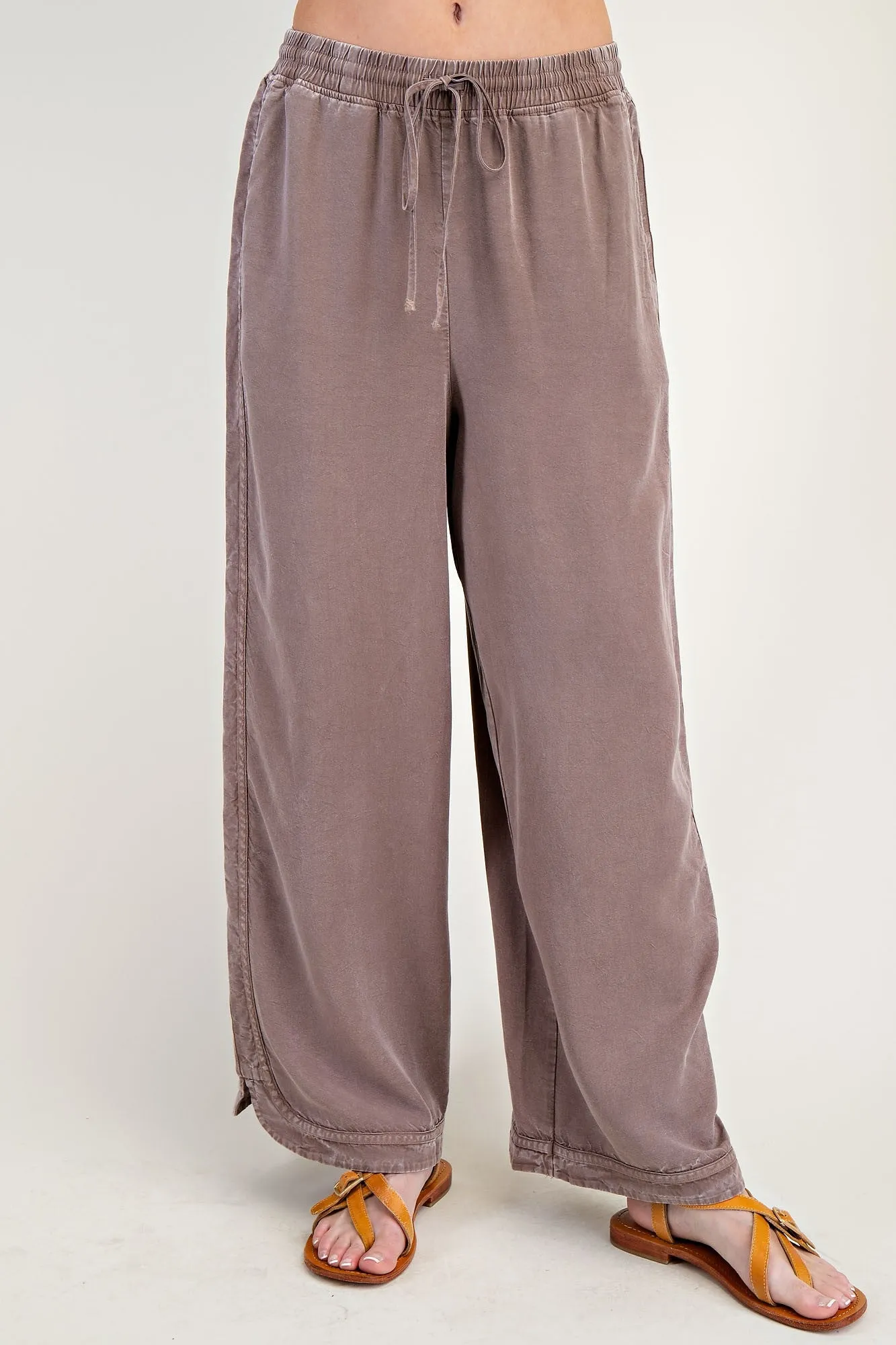 Mocha Mineral Wash Twill Pant with Round Hem