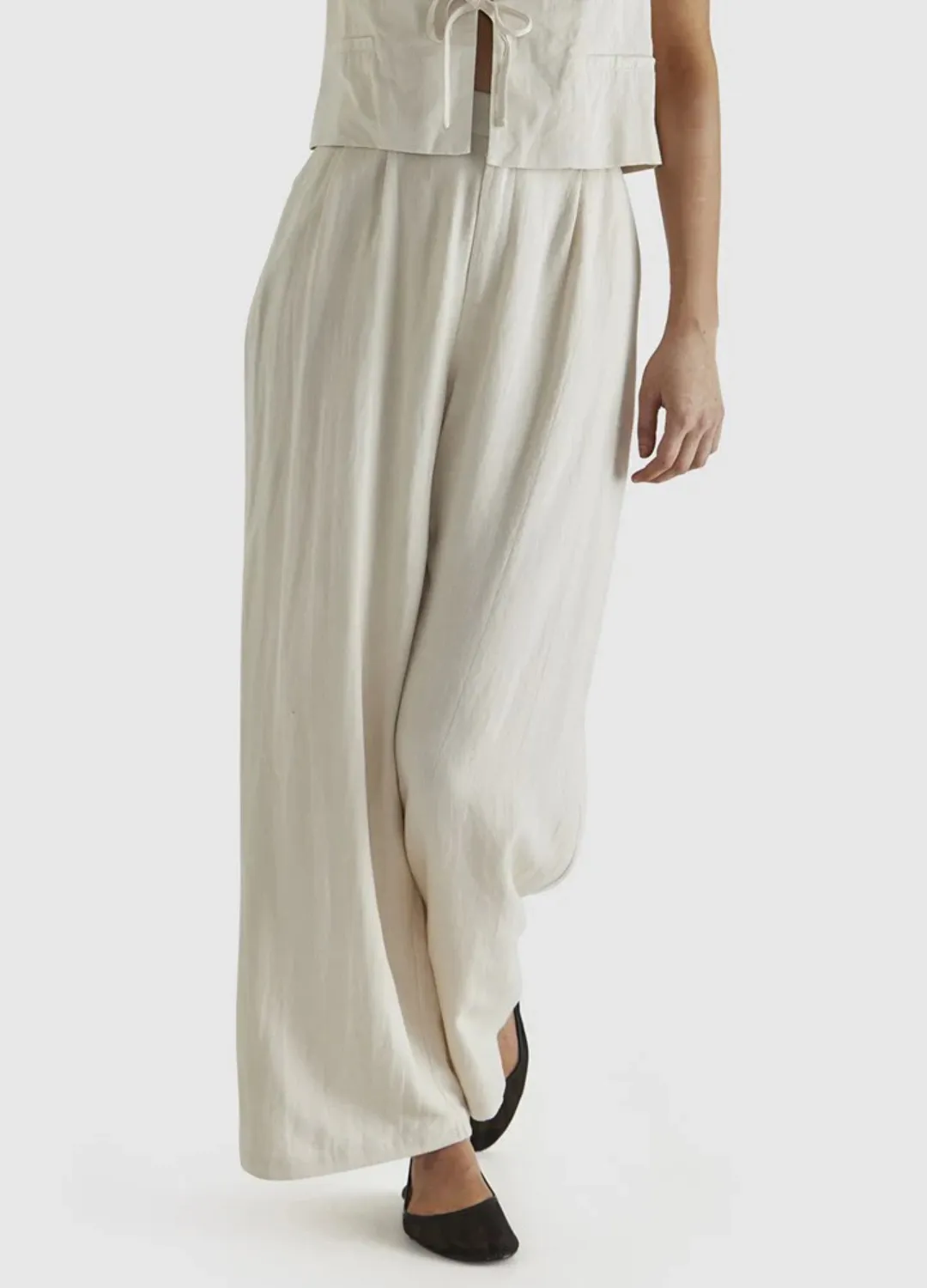 Natalia Pant (Bone)