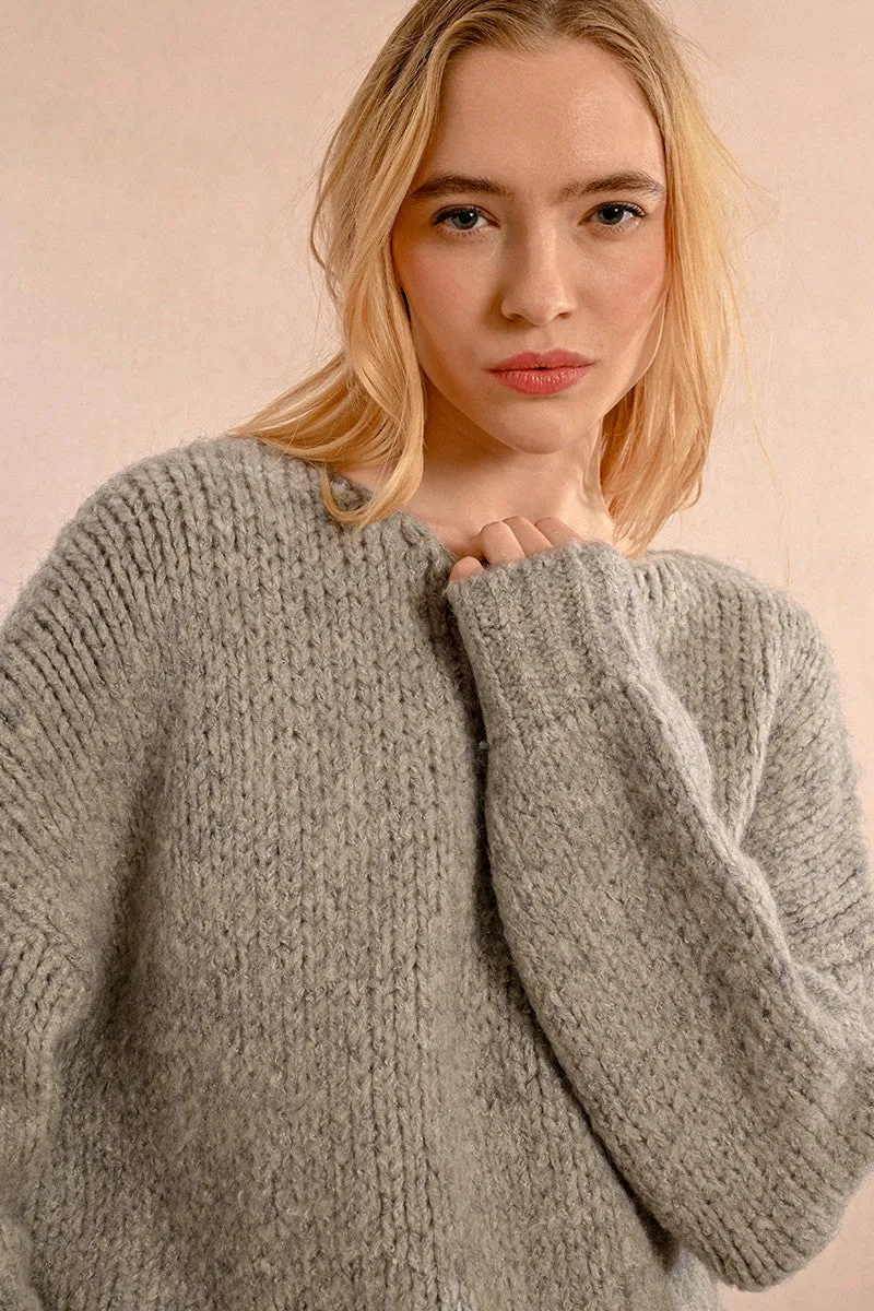 OVERSIZED SWEATER