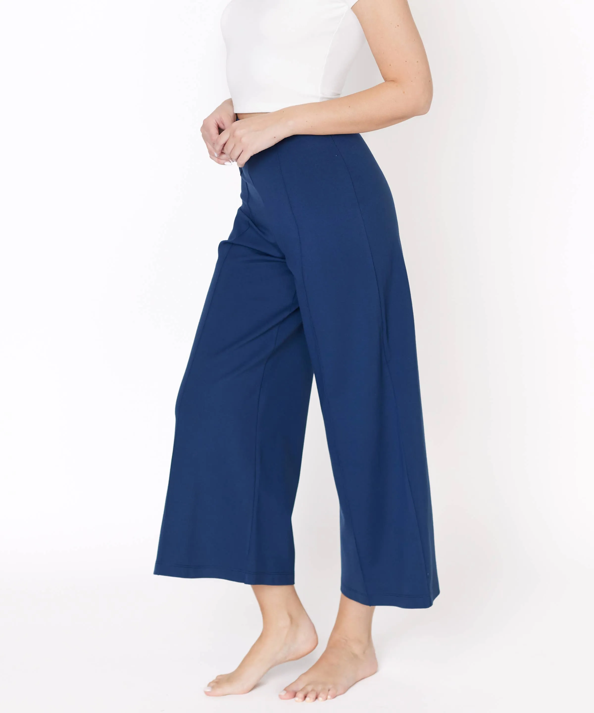 Ponte Wide Leg Ankle Length Pant