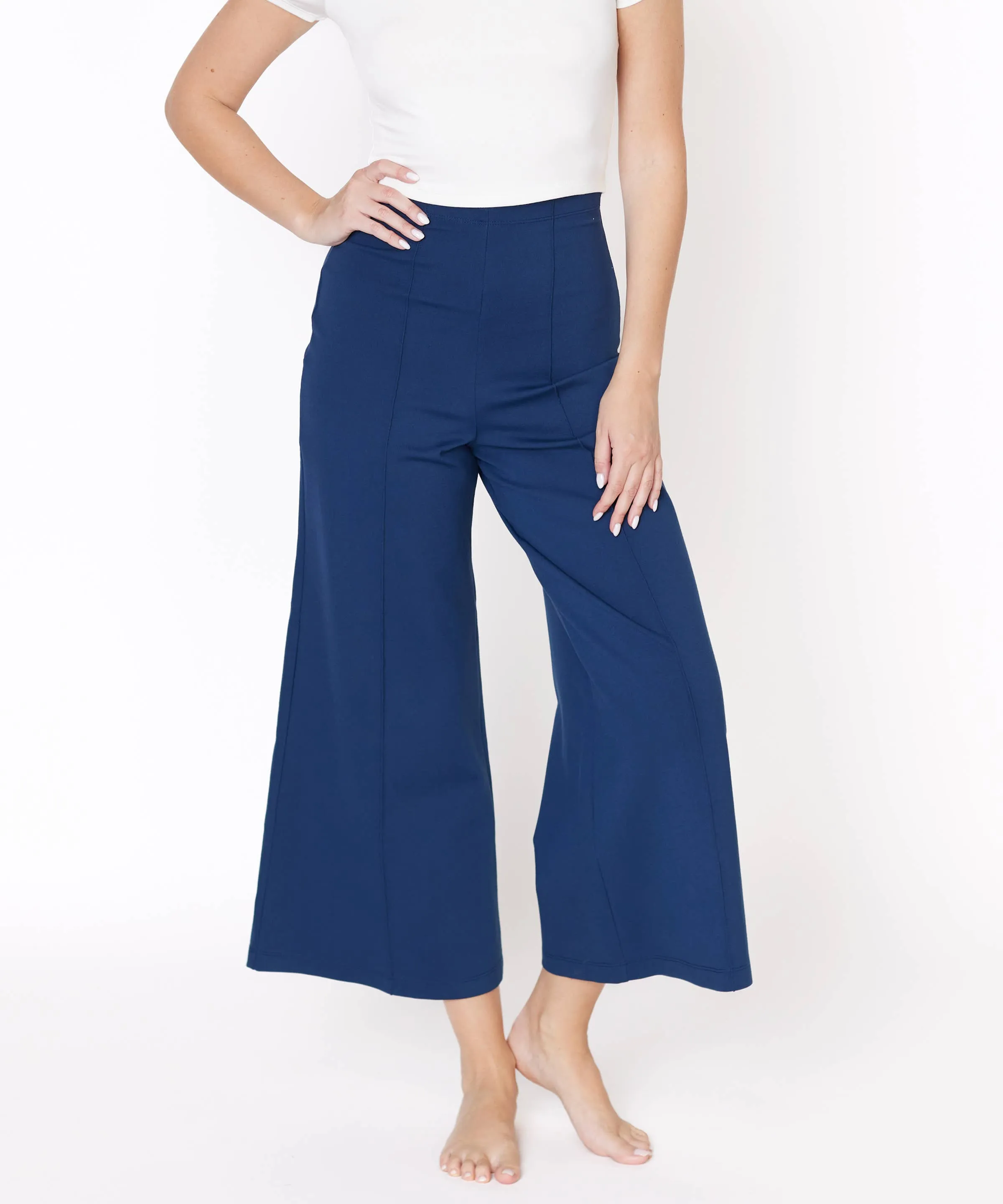 Ponte Wide Leg Ankle Length Pant