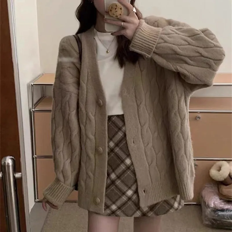 Relaxed-Fit Ribbed Cardigan for Women in Solid Colors