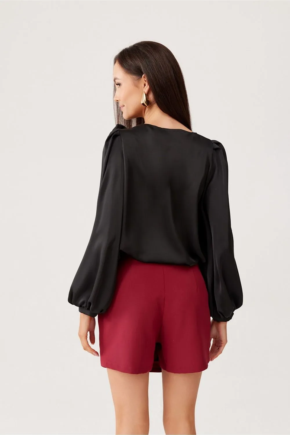 Rose-Adorned Puff Sleeve Blouse