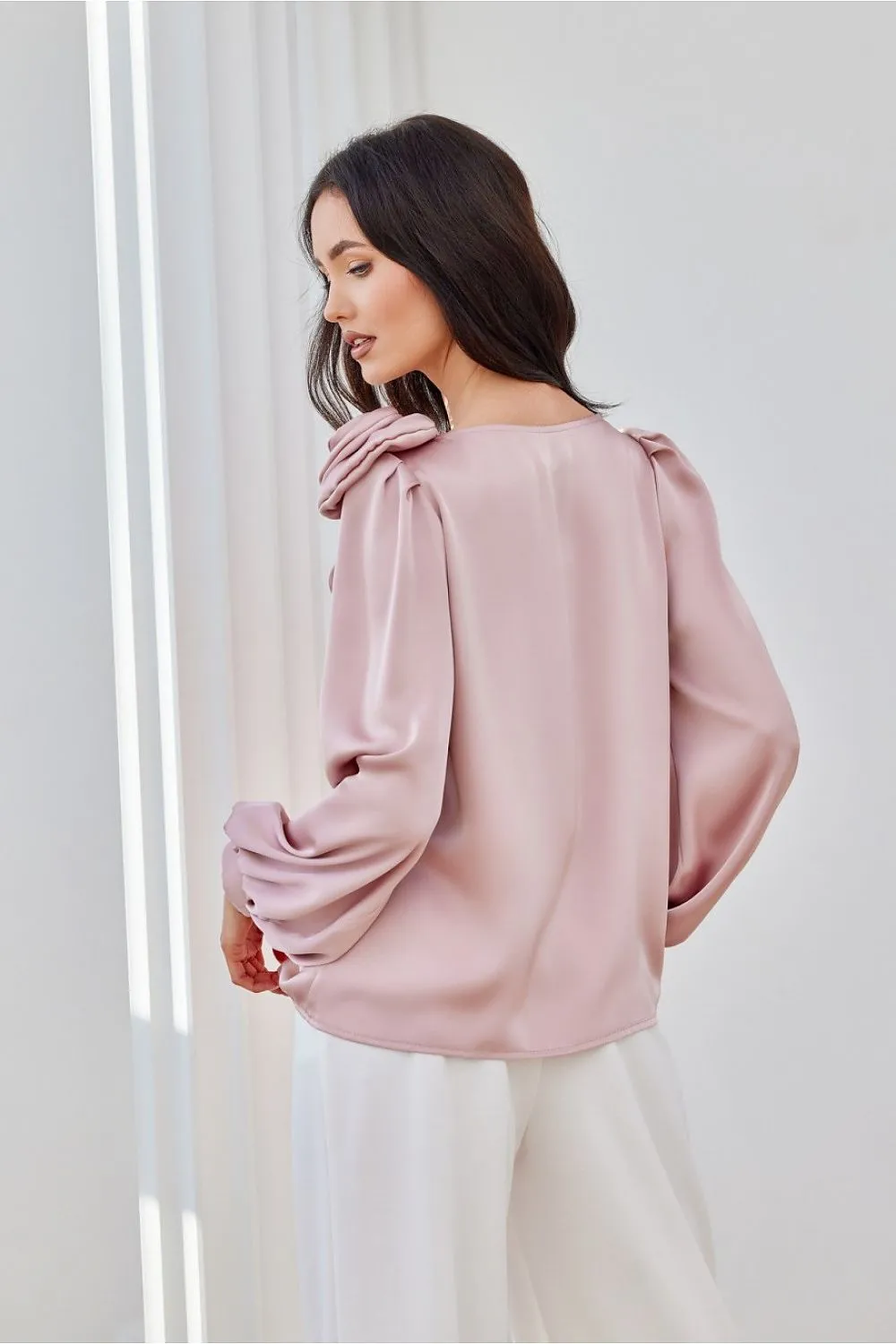 Rose-Adorned Puff Sleeve Blouse