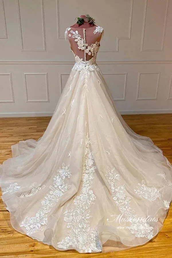 Roycebridal Gorgeous Tulle A-line Scoop Sleeveless Lace Appliques Wedding Dresses, MW940