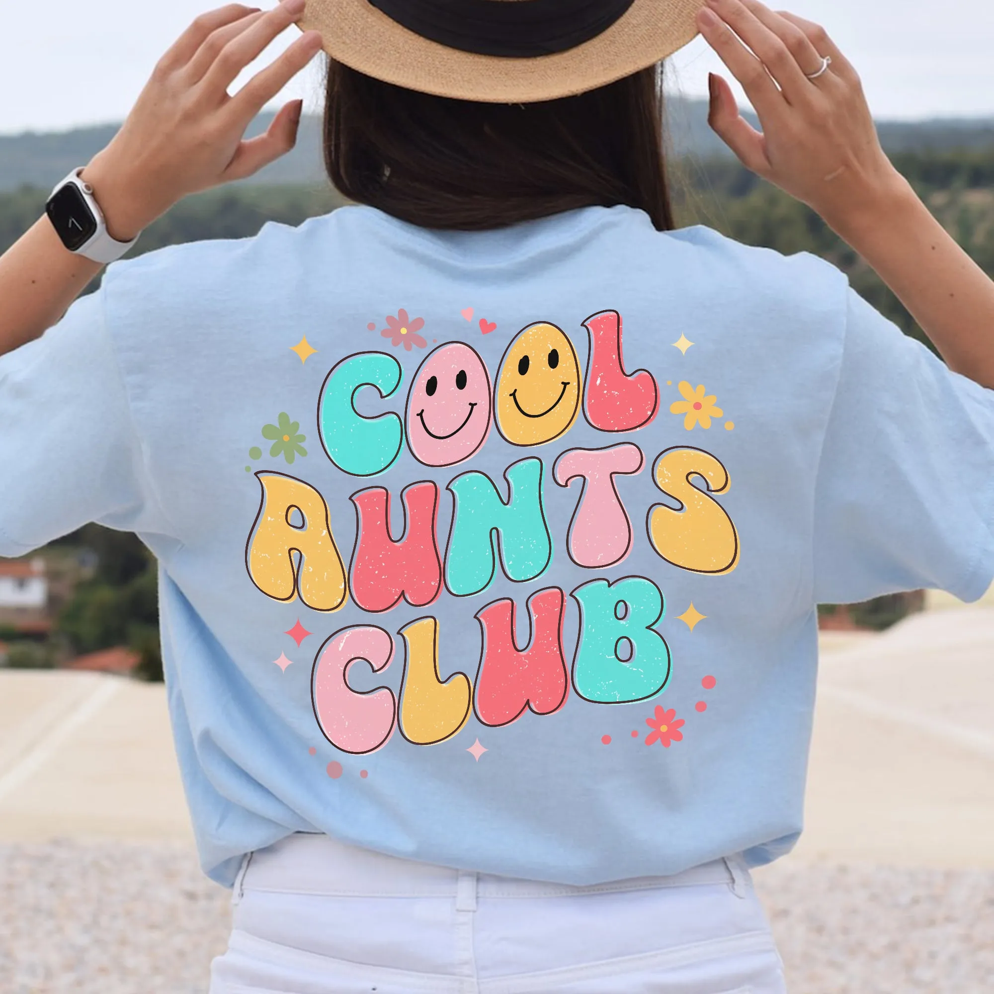 Sandjest Cute T-Shirt Cool Aunts Club Gift for Aunties Mother Day Gifts