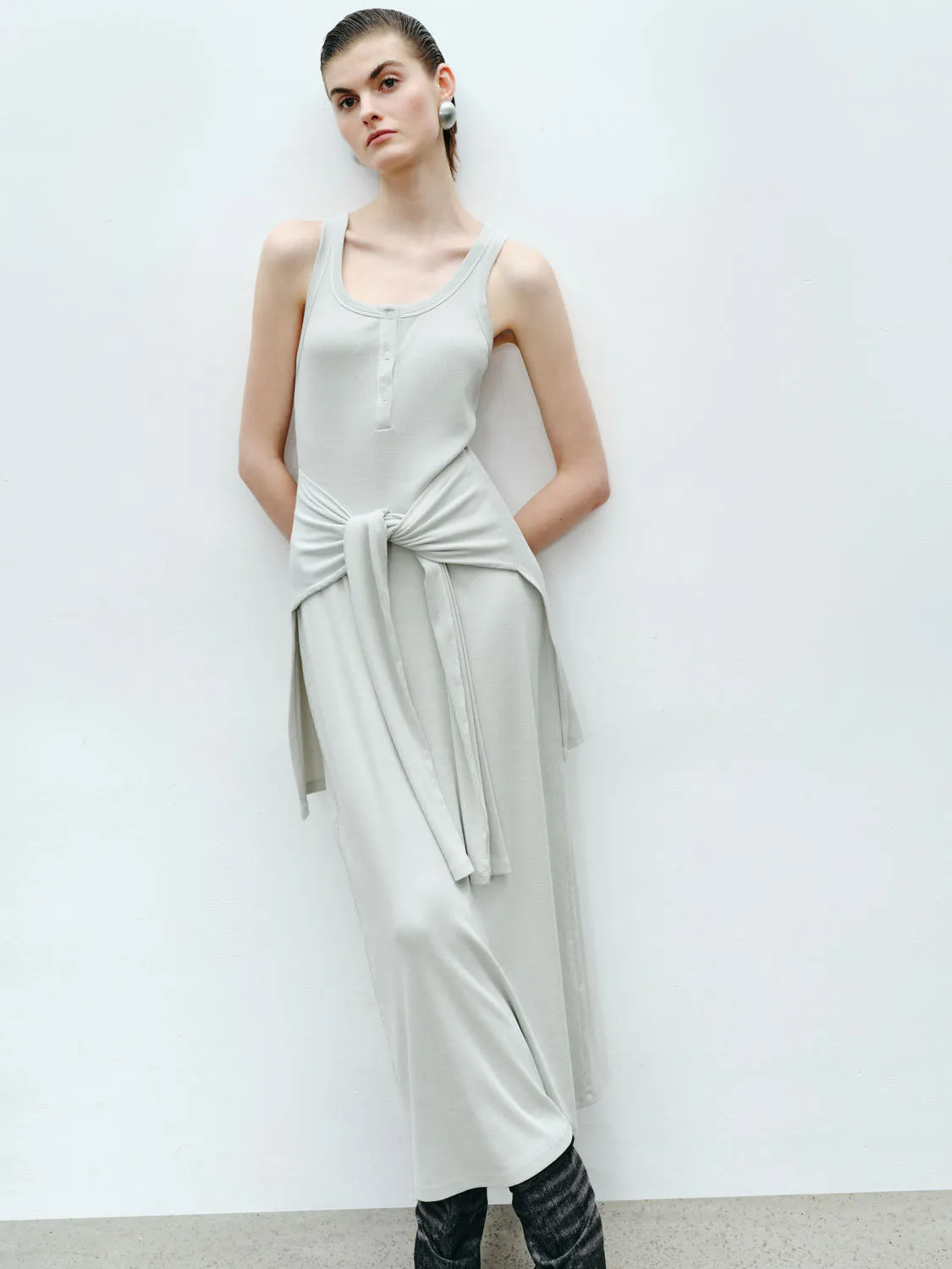 Sleeveless Straight Dresses