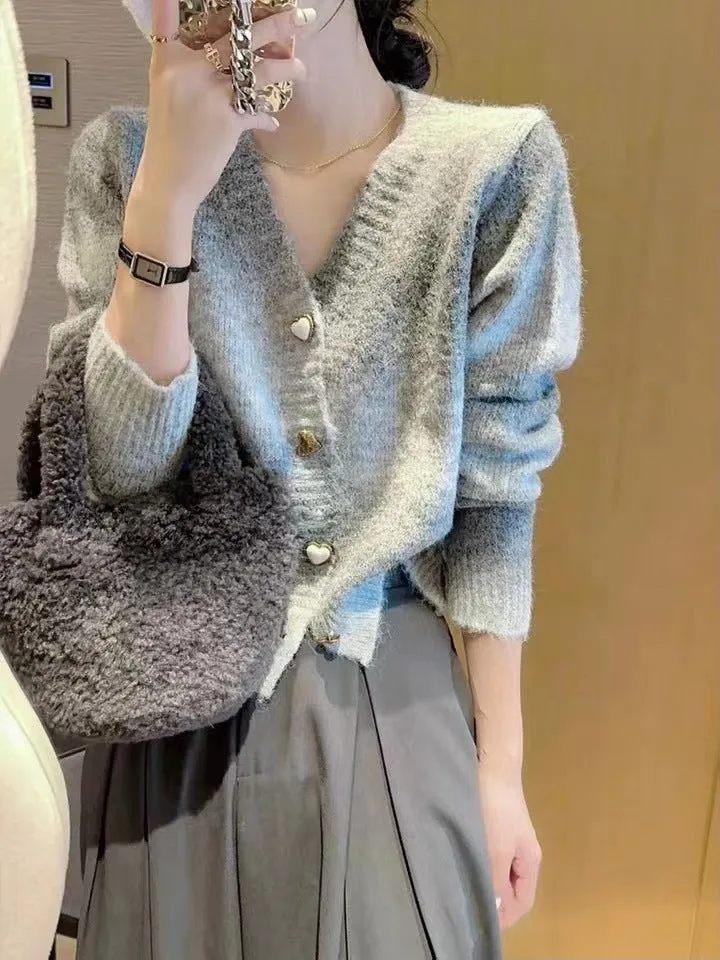Stylish V-neck Cardigan in Gradient Jersey with Loose-fit