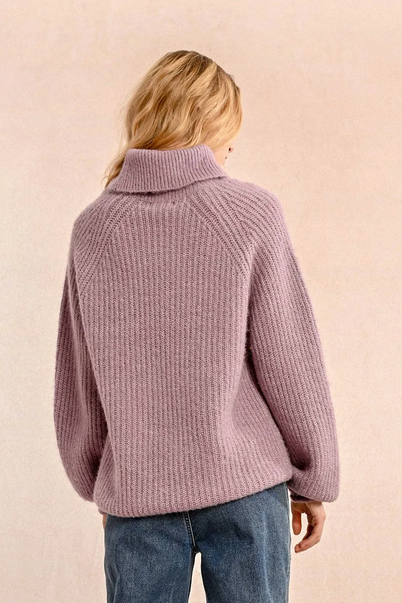 TURTLENECK SWEATER