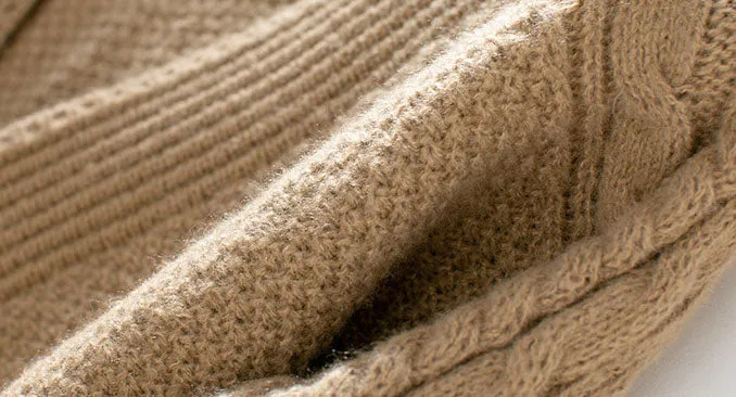 Versatile Women's Cable Knit Cardigan
