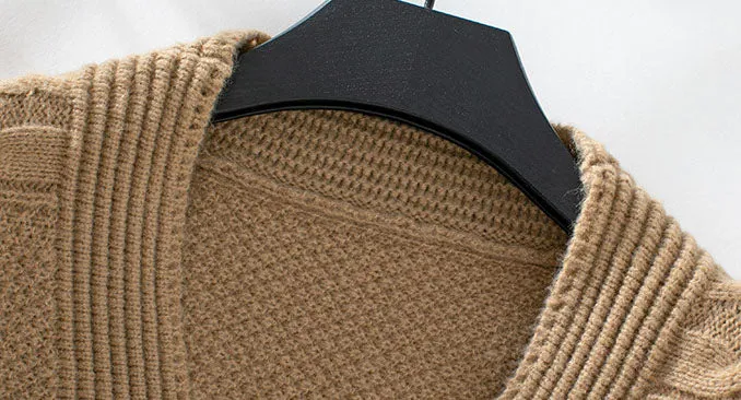 Versatile Women's Cable Knit Cardigan