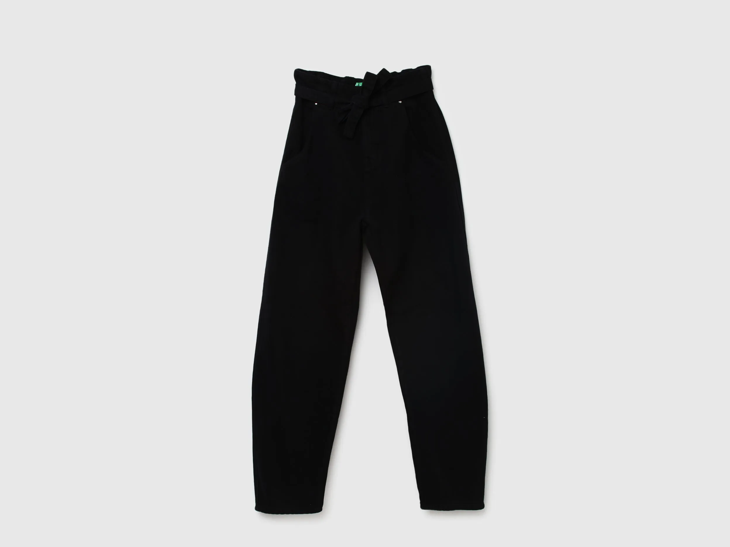 Women Solid Straight Fit Trousers
