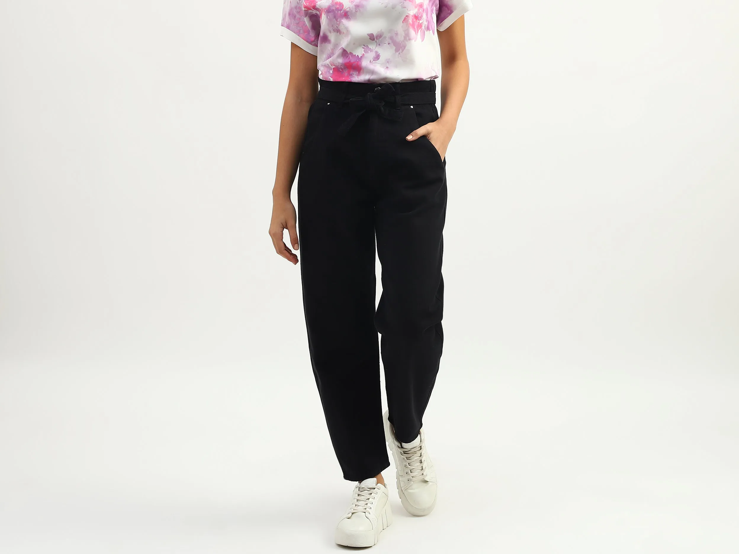 Women Solid Straight Fit Trousers