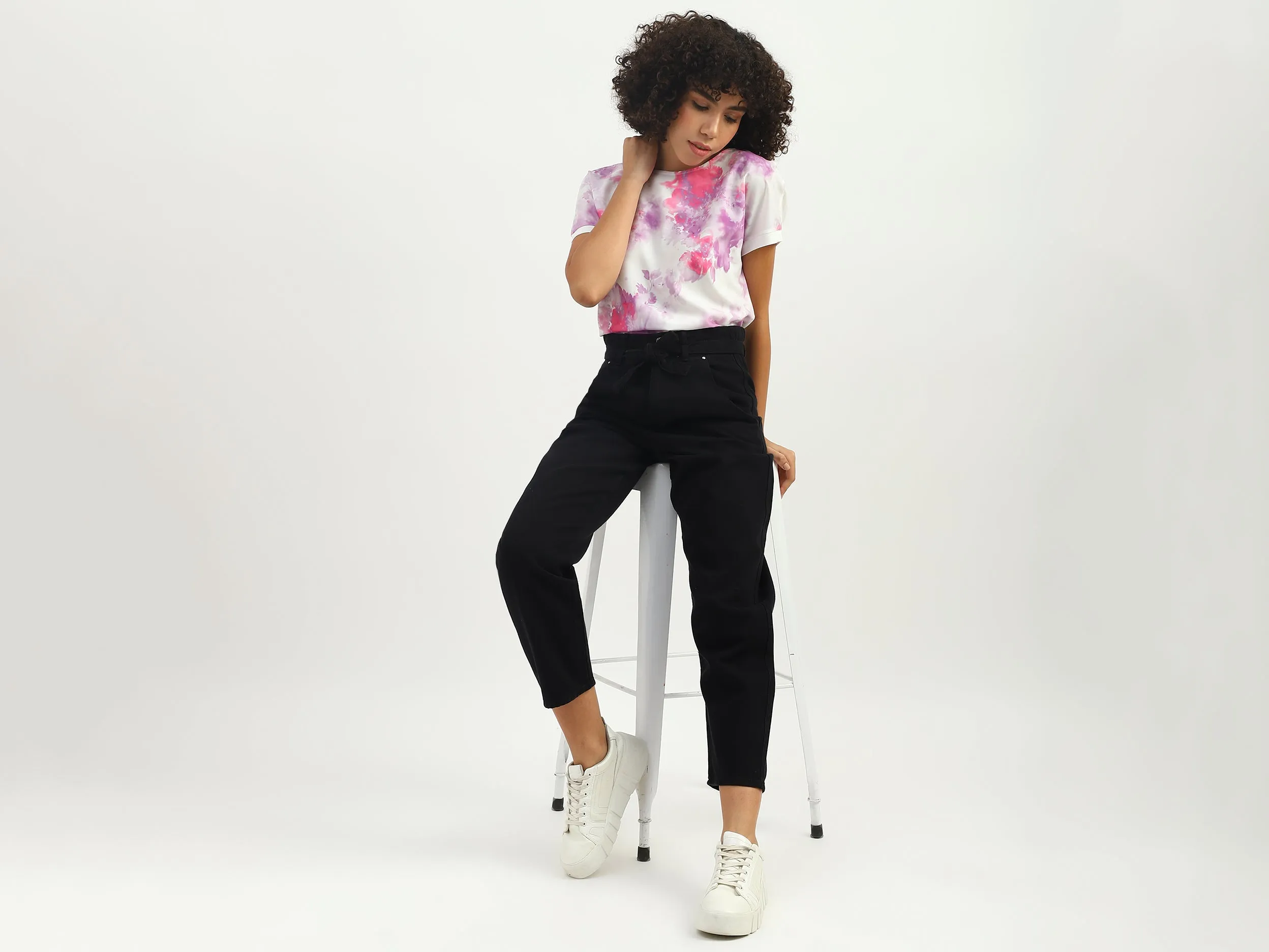 Women Solid Straight Fit Trousers