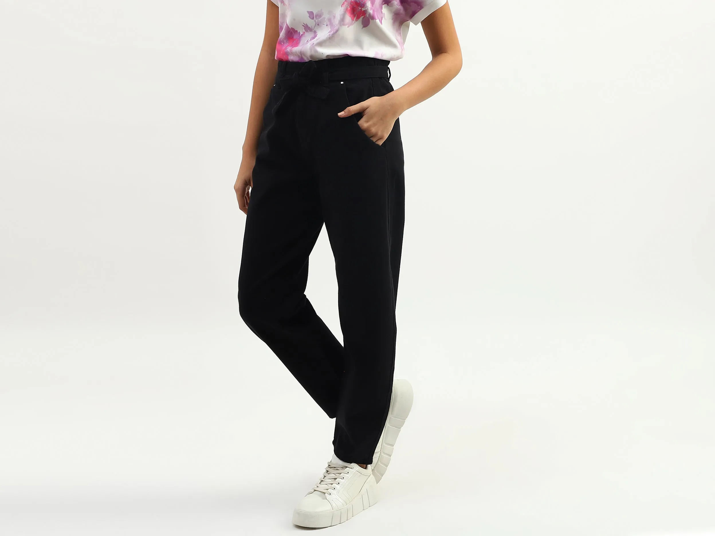 Women Solid Straight Fit Trousers