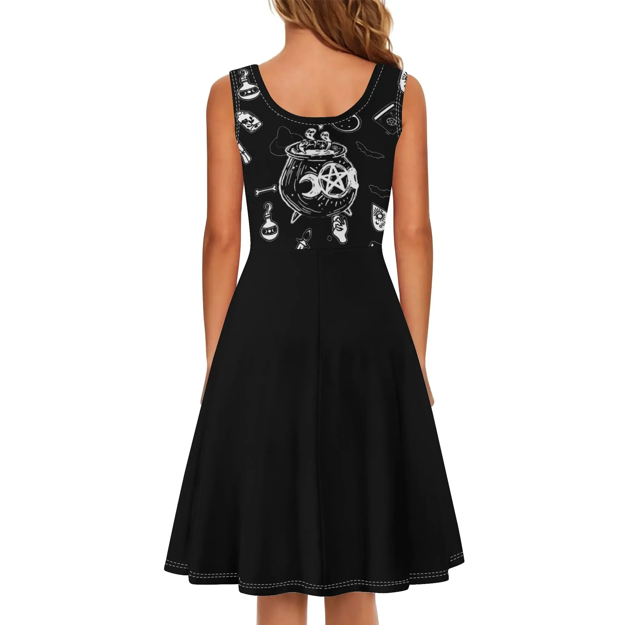 Women's Black and White Witchy Pattern Round Neck Sleeveless Tank Dress